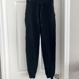 Lululemon joggers